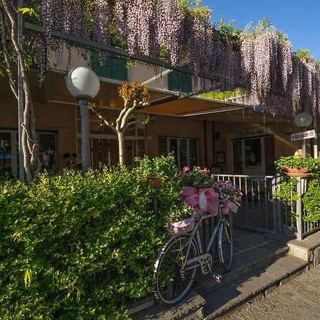 Hotel Ristorante Bologna 산 피에로 인 바뇨 외부 사진