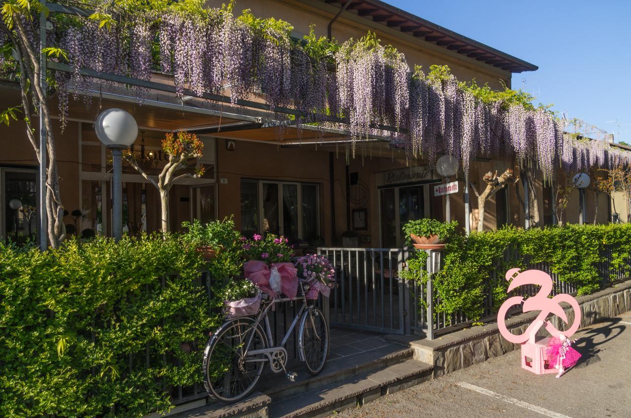 Hotel Ristorante Bologna 산 피에로 인 바뇨 외부 사진